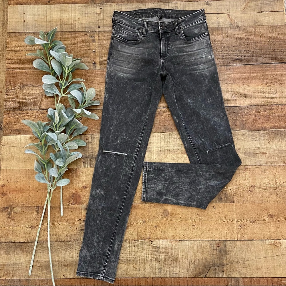 KUT from the Kloth Diana Skinny Distressed Jeans